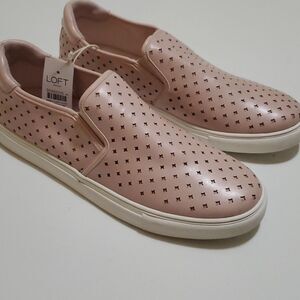NEW 10 ANN TAYLOR LOFT NEUTRAL NUDE TAN PINK WHITE SLIP ON SNEAKERS SHOES NWT